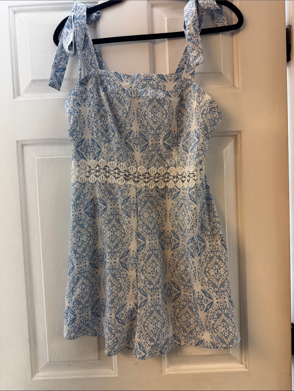SHEIN Blue and White Tie-Strap Printed Sundress